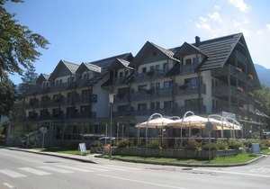 Hotel Jezero