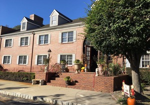Colts Neck Inn Hotel