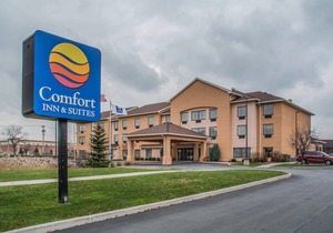 Comfort Inn & Suites Farmington - Victor