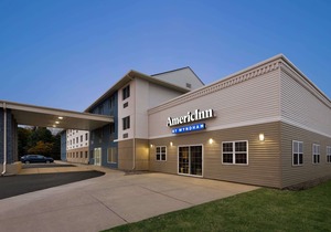 AmericInn by Wyndham Dodgeville