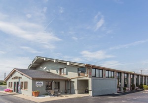 Days Inn by Wyndham West Allis/Milwaukee