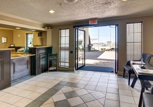 Red Roof Inn & Suites Weatherford