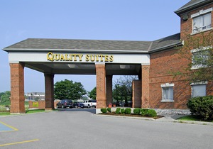 Quality Suites Whitby