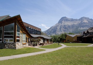 Waterton Lakes Lodge Resort