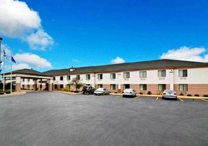 Comfort Inn & Suites Black River Falls I-94