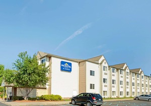 Microtel Inn & Suites by Wyndham Detroit Roseville