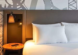 Mercure Cardiff North Hotel