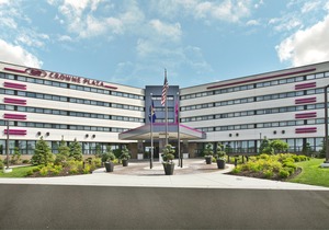 Crowne Plaza Lansing West, an Ihg Hotel