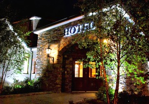 Corr's Corner Hotel
