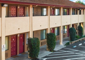 Days Inn by Wyndham Pinole Berkeley