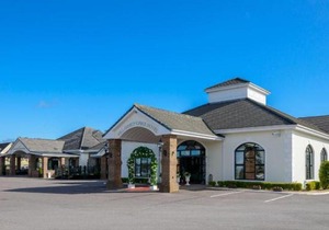 Killarney Oaks Hotel