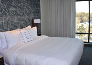 Courtyard by Marriott Minneapolis West