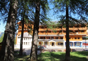 Adonis Valberg