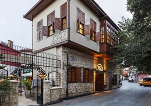 Hotel 1207