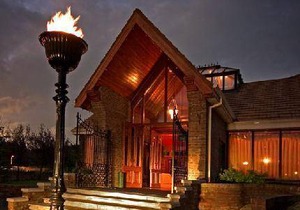Treacys Oakwood Hotel