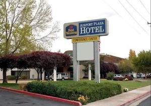 Best Western Plus Airport Plaza