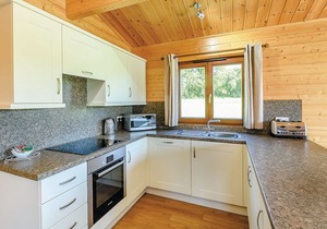 3 bedroom accommodation in Wenhaston, Halesworth
