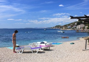 Three bedroom apartment with balcony and sea view Suhi Potok, Omiš (A-11401-a)