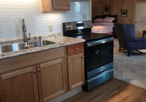 Apt 2 Studio apartment in downtown Stonington