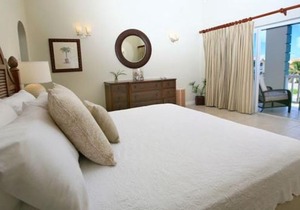 Luxury 3 Bedroom Townhouse in Rodney St Lucia