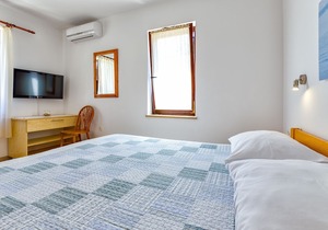 Apartments Arsen (61991-A1) - Mali Losinj - island Losinj