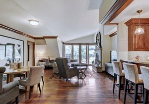Ritz 2br R614