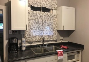 2bd/1 Ba Hidden Gem