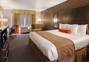 Best Western PLUS Rama Inn & Suites