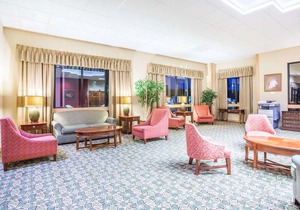 Days Inn & Suites by Wyndham Sutton Flatwoods