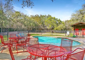Wimberley Log Cabins Resort and Suites - Unit 5