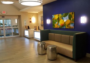Holiday Inn Express Pearland