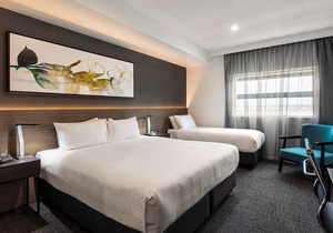 Mercure Sunshine Coast Kawana Waters