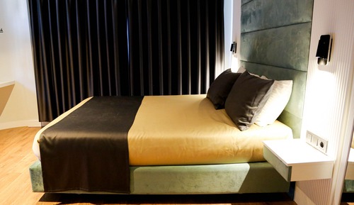 Economy Room, 1 Queen Bed