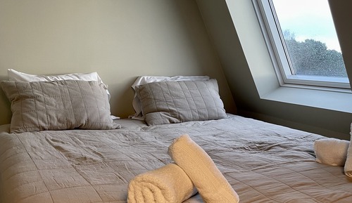 Seaview Single Room (1209)