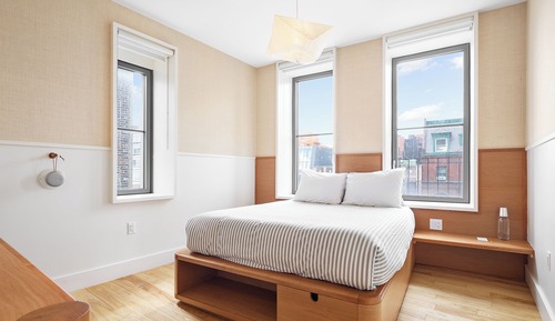 Large Freeman Queen - ADA