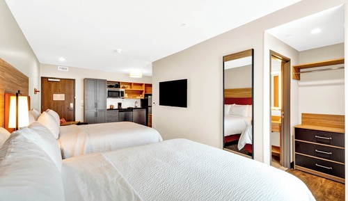 Studio Suite, 2 Queen Beds, Accessible, Non Smoking (Communications)