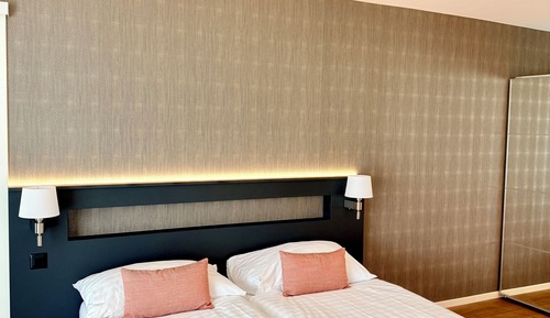 Junior Suite, 1 King Bed, Accessible, Balcony