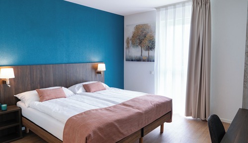 Standard Double Room, 1 Queen Bed, Garden View