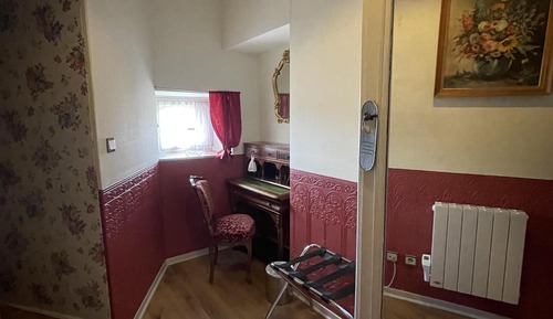 Comfort Double Room, Ensuite (Chambre Confort)