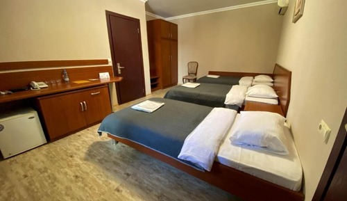 Economy Triple Room