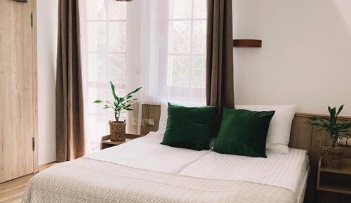 Deluxe Double or Twin Room, Balcony