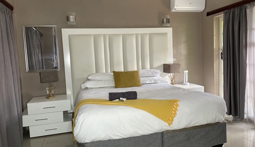 Luxury Double Room, 1 King Bed, Non Smoking, Air conditioning