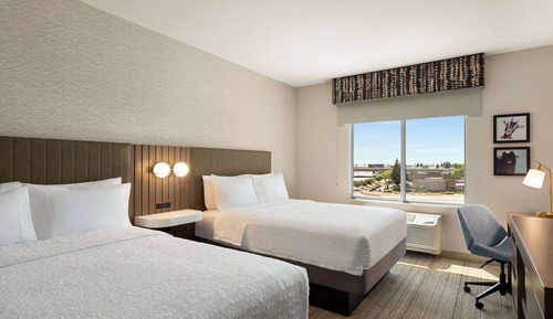 Room, 2 Queen Beds, Non Smoking