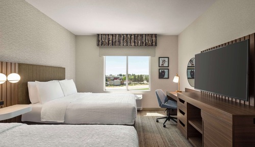 Room, 2 Queen Beds, Accessible, Bathtub (Mobility & Hearing)