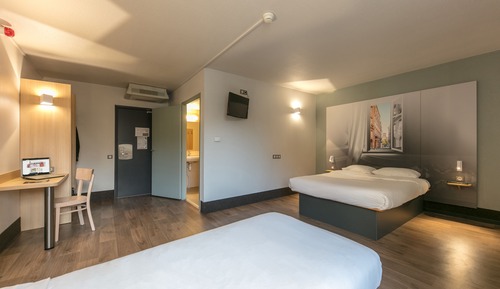 Standard Triple Room, Mobility Accessible
