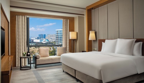Superior Room, 1 King Bed, City View