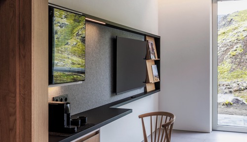 Room, Patio