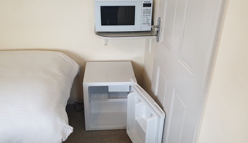 Standard Twin Room, Ensuite, Garden View