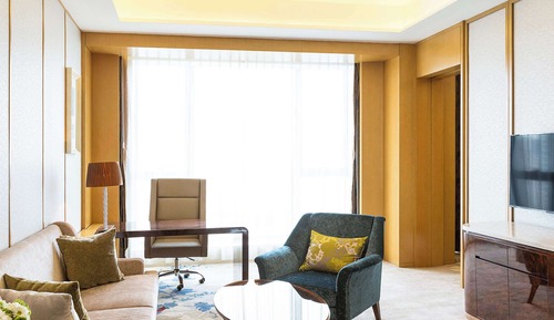 Suite, 1 King Bed