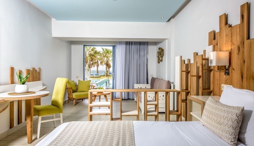 Junior Suite, Private Pool, Sea Facing
